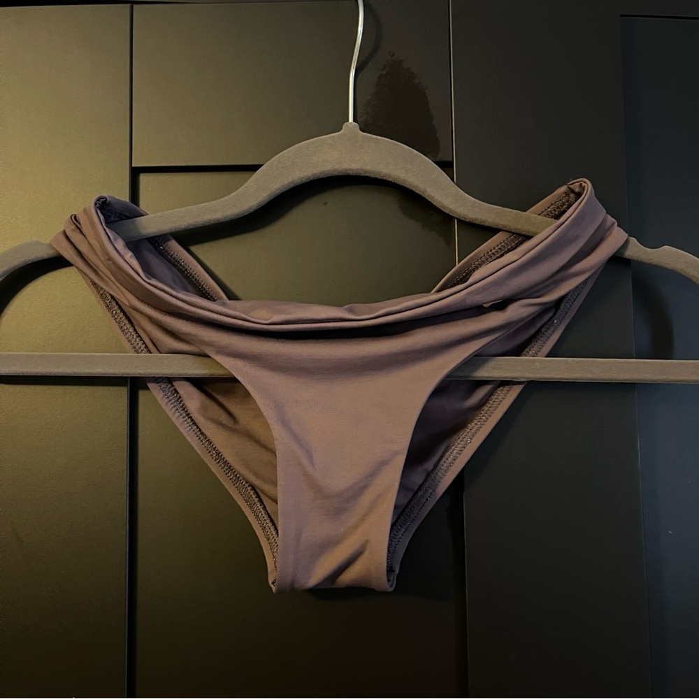 LSPACE Bikini SET! - Picture 3 of 8